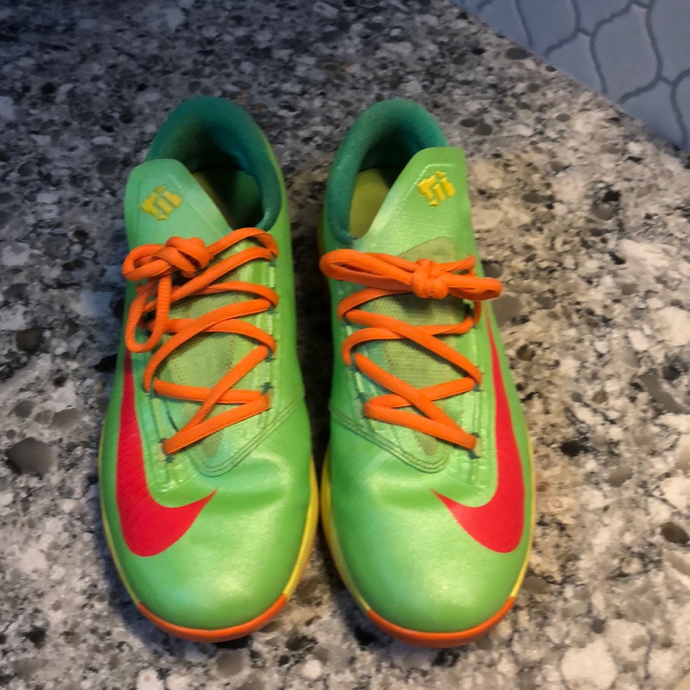 Nike Kevin Durant “Candy” Youth Nike neon shoes 599477–300